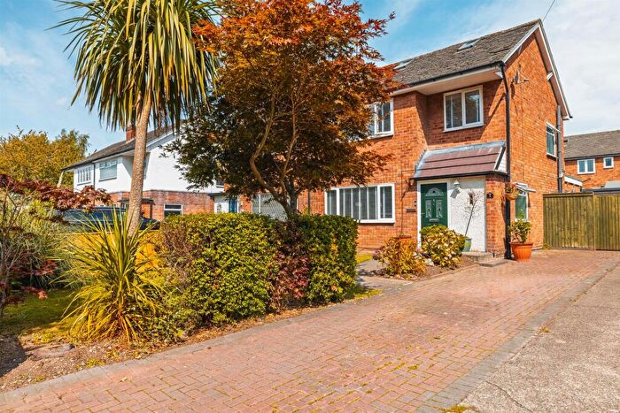 4 Bedroom Semi-Detached House For Sale In Bushell Close, Neston, CH64