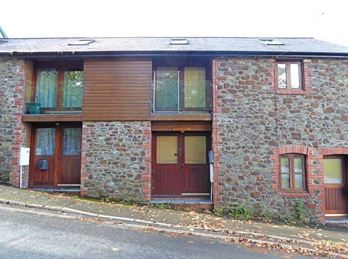 1 Bedroom Terraced House To Rent In Holsworthy, Devon, EX22