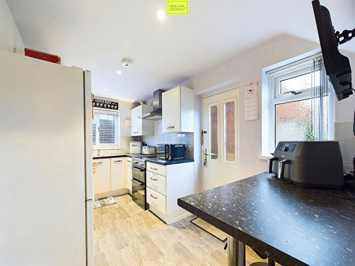 2 Bedroom Semi-Detached House For Sale In Sandringham Close, Calow, S44