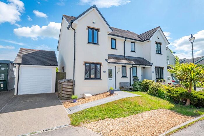 3 Bedroom Semi Detached House For Sale In Fountain Fields, Umberleigh, EX37