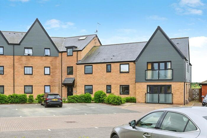 2 Bedroom Flat For Sale In Greenfield Way, Hampton Water, Peterborough, PE7
