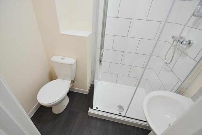 2 Bedroom Flat To Rent In St Thomas Street, Weymouth, DT4