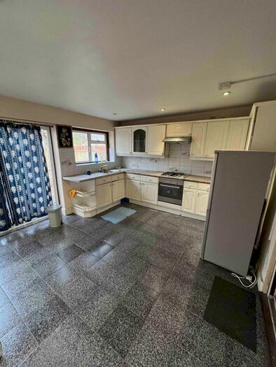 3 Bedroom Terraced House To Rent In Stuart Avenue, South Harrow, Harrow, HA2