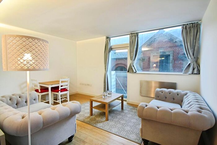 1 Bedroom Flat To Rent In Cross York Street, Leeds, West Yorkshire, LS2