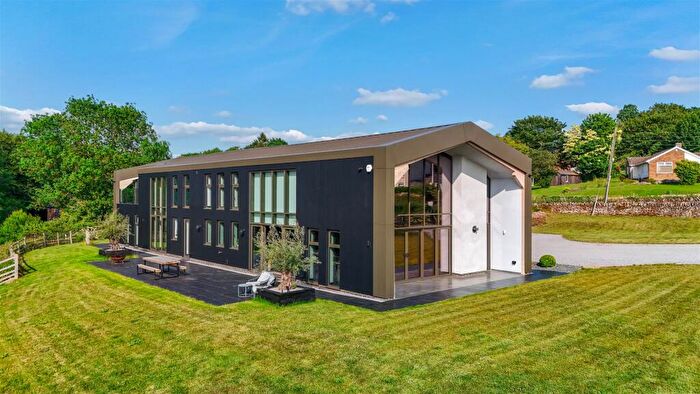 5 Bedroom Barn Conversion For Sale In Frog Hall, Brixworth, Northampton, NN6