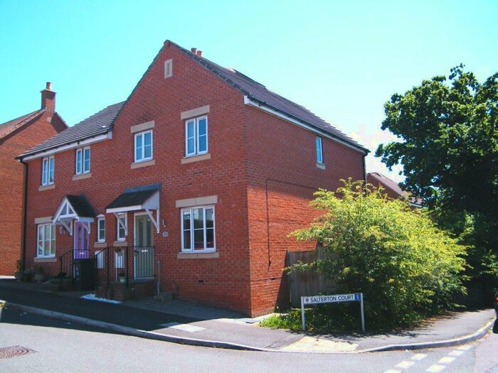 3 Bedroom Semi-Detached House To Rent In Exmouth, EX8