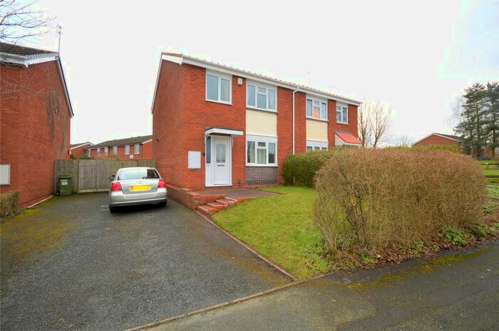 3 Bedroom Semi-Detached House To Rent In Eastney Crescent, Wolverhampton, West Midlands, WV8
