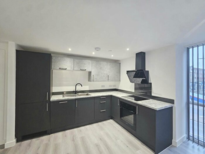 2 Bedroom Apartment To Rent In The Bank, Kingston Upon Hull, City Of Kingston Upon Hull, HU1