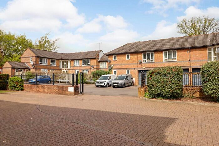 1 Bedroom Maisonette For Sale In Station Road, Southwater, Horsham, RH13