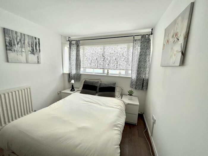 Studio To Rent In Wolverhampton Street, Willenhall, WV13