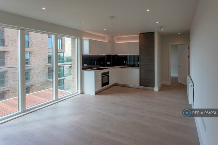 1 Bedroom Flat To Rent In Pegler Square, Kidbrooke Village, SE3