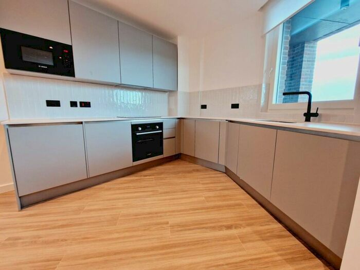 1 Bedroom Flat To Rent In Stamford Road, Tottenham, N15