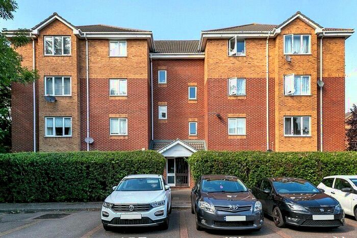 1 Bedroom Apartment To Rent In Franklin Way, Croydon, CR0