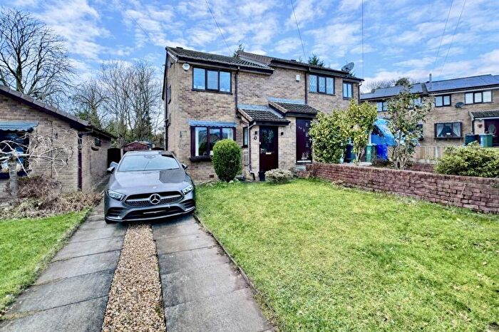 2 Bedroom Semi Detached House For Sale In Holly Bank, Hollingworth, SK14