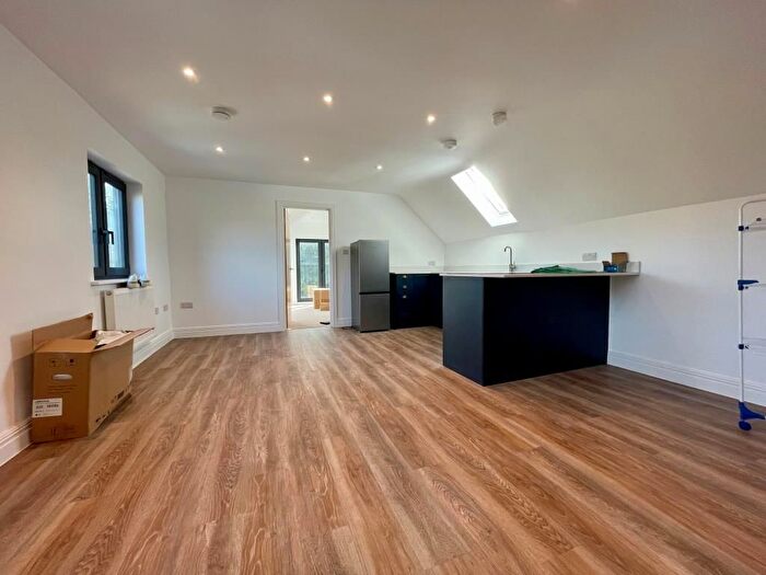 1 Bedroom Flat To Rent In Finchampstead Road, Finchampstead, RG40