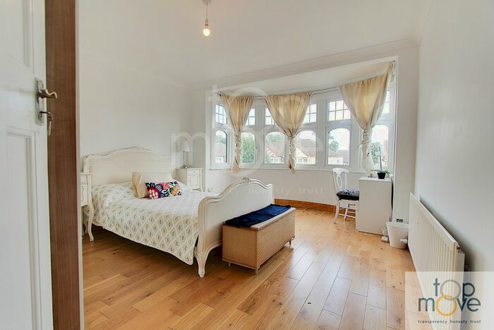 7 Bedroom Semi-Detached House To Rent In Southern Avenue, South Norwood, SE25