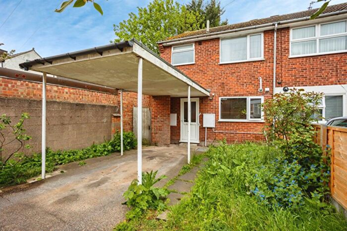 3 Bedroom End Of Terrace House For Sale In Boyer Street, Loughborough, Leicestershire, LE11