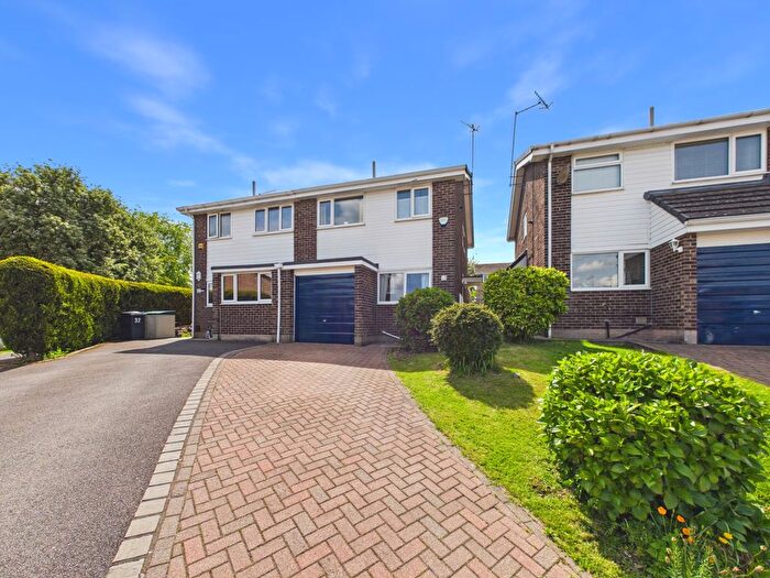 3 Bedroom Semi-Detached House For Sale In Buttermere Drive, Dronfield Woodhouse, Dronfield, Derbyshire, S18