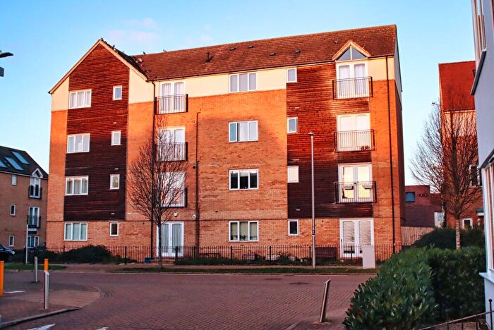 2 Bedroom Flat To Rent In Blythebridge, Broughton, Milton Keynes, Buckinghamshire, MK10
