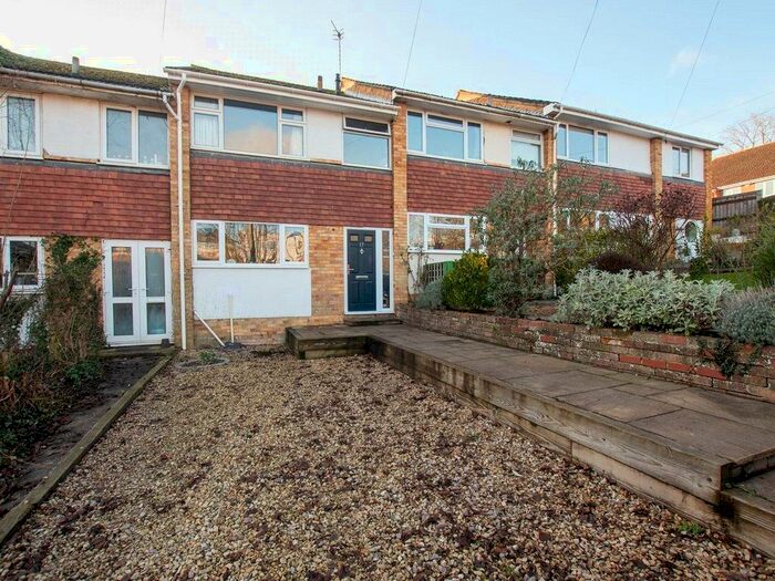 3 Bedroom Terraced House To Rent In Deanfield Road, Henley-on-Thames, Oxfordshire, RG9