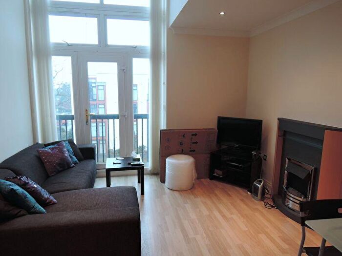 2 Bedroom Apartment To Rent In Crown House, Manchester, M22