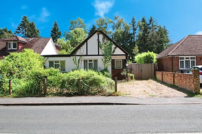 3 Bedroom Detached Bungalow For Sale In Queens Road, Bisley, GU24