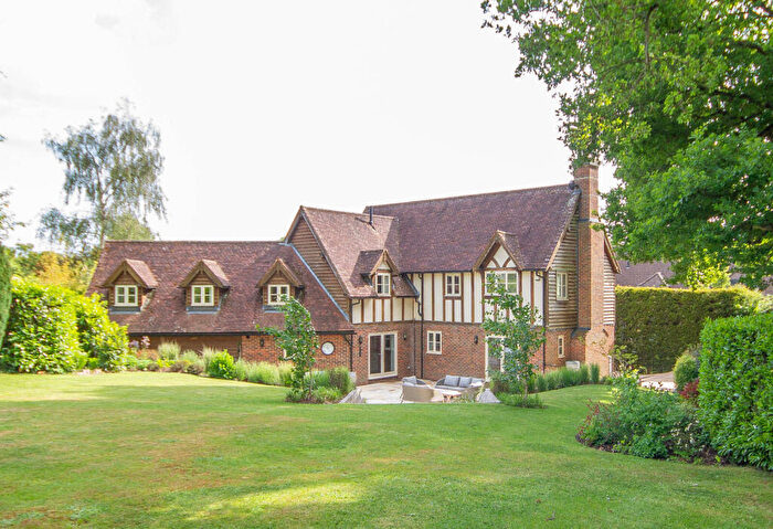 5 Bedroom Detached House For Sale In Dunnings Road, East Grinstead, RH19