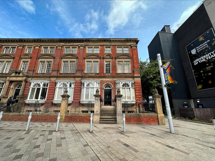 2 Bedroom Flat To Rent In Northumberland Road, Newcastle Upon Tyne, NE1