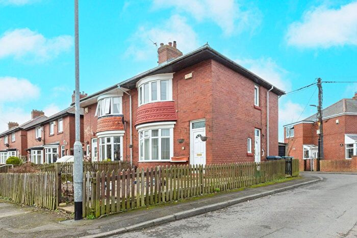2 Bedroom Semi Detached House For Sale In Beverley Terrace, Consett, DH8