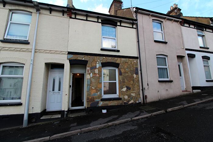 3 Bedroom Terraced House To Rent In Sydney Road, Chatham, ME4