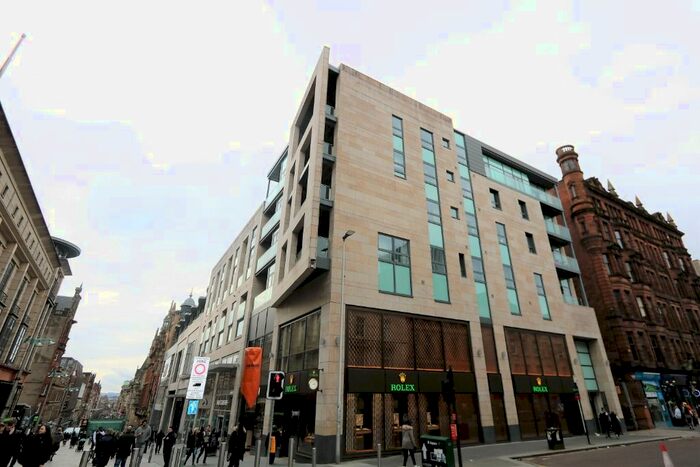 2 Bedroom Flat To Rent In Bath Street, Buchanan Gardens, Glasgow, G2