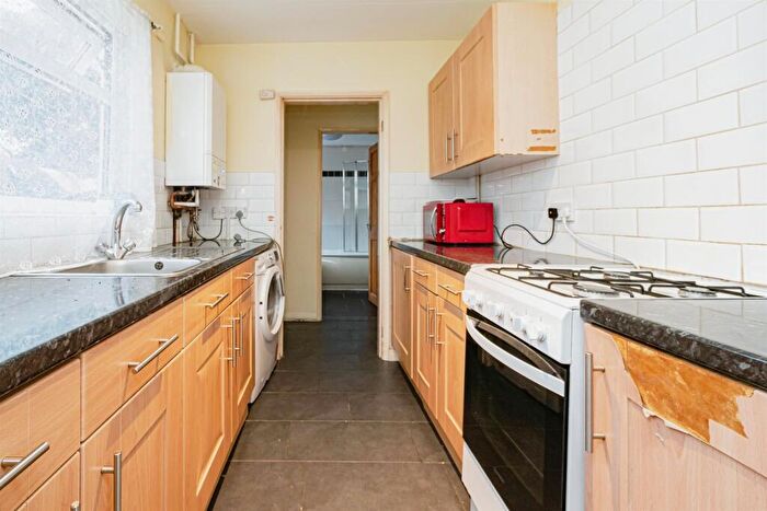 2 Bedroom Terraced House For Sale In Grafton Street, Hull, HU5