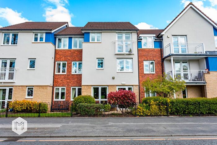 1 Bedroom Flat For Sale In Ellesmere Road, Culcheth, Warrington, Cheshire, WA3