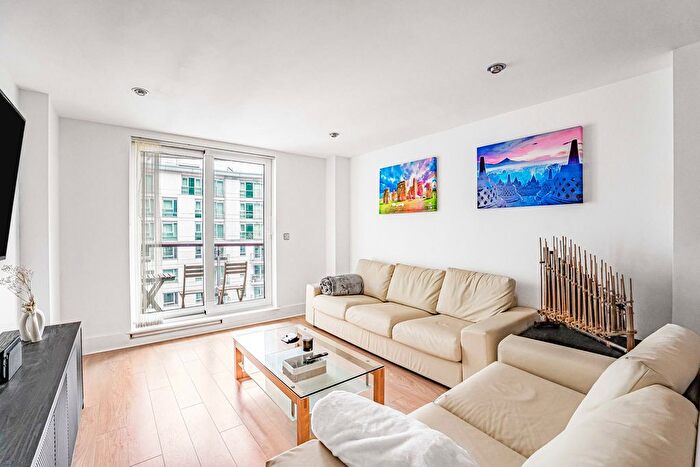 2 Bedroom Flat For Sale In St. George Wharf, London, SW8