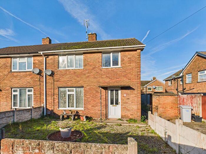 3 Bedroom Semi-Detached House For Sale In Petersmith Crescent, Ollerton, NG22