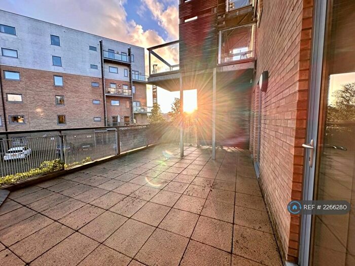 1 Bedroom Flat To Rent In Rustat Avenue, Cambridge, CB1