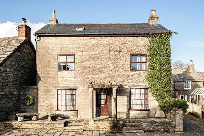 4 Bedroom House For Sale In High Street, Langton Matravers, Swanage, BH19