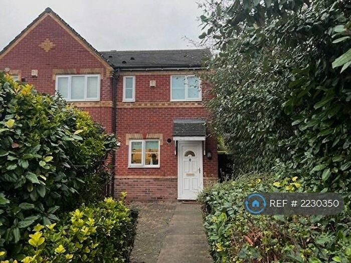 2 Bedroom Semi-Detached House To Rent In Coppenhall Grove, CW2