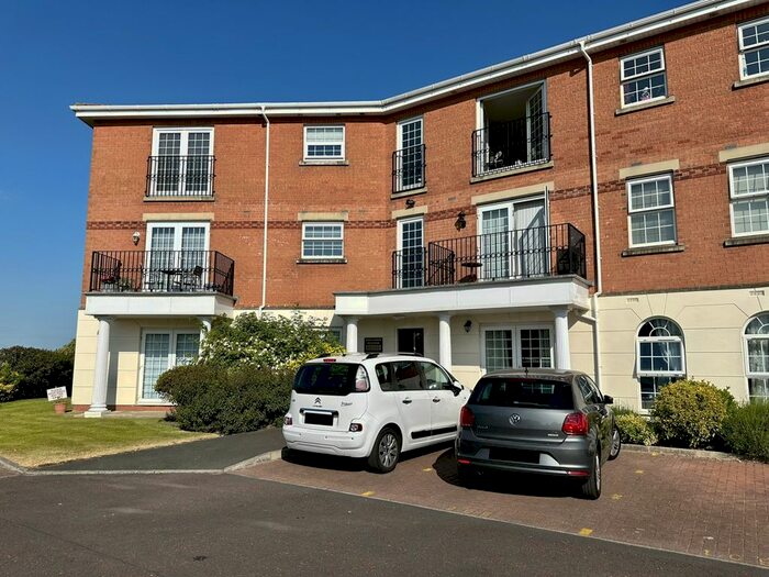 2 Bedroom Flat To Rent In New Hampshire Court, Blacksmith Row, Lytham St. Annes, FY8