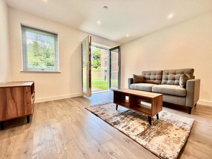 1 Bedroom Flat To Rent In Burley Road, Burley, Leeds, LS4