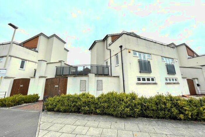 3 Bedroom Property To Rent In Darnall Road, Leicester, LE2