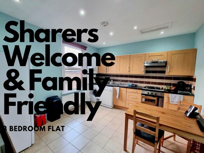 3 Bedroom Flat To Rent In Archway Road, Highgate, N6