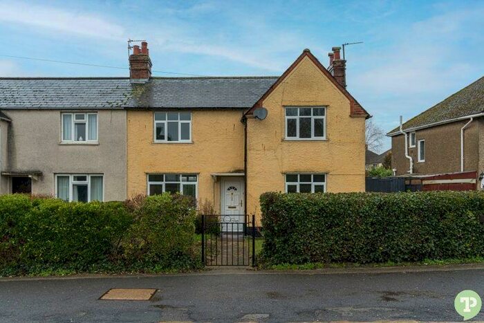 3 Bedroom Semi-Detached House To Rent In Cowley Road, Littlemore, OX4
