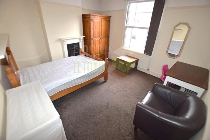 3 Bedroom Terraced House To Rent In St. Leonards Road, Clarendon Park, LE2