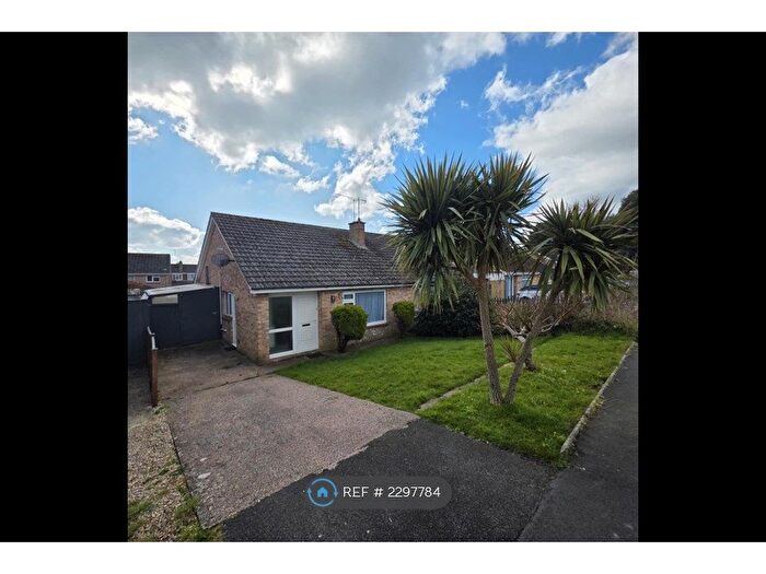 2 Bedroom Bungalow To Rent In Ashley Way, Dawlish, EX7
