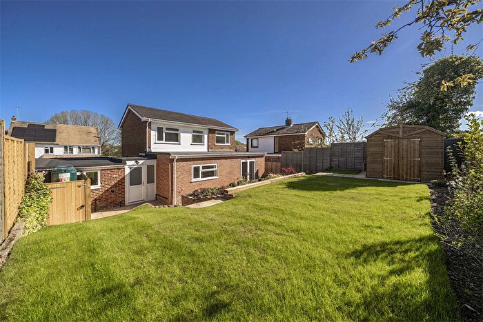 3 Bedroom Detached House For Sale In Burrell Road, Compton, RG20
