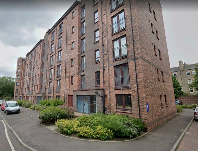 2 Bedroom Flat To Rent In Hermand Street, Edinburgh, EH11