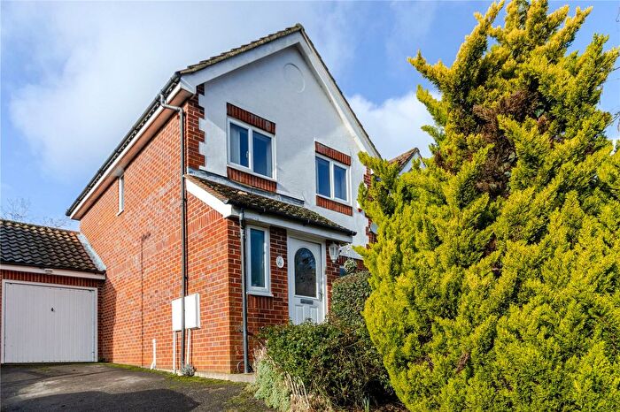 3 Bedroom End Of Terrace House For Sale In Childs Avenue, Harefield, Uxbridge, UB9
