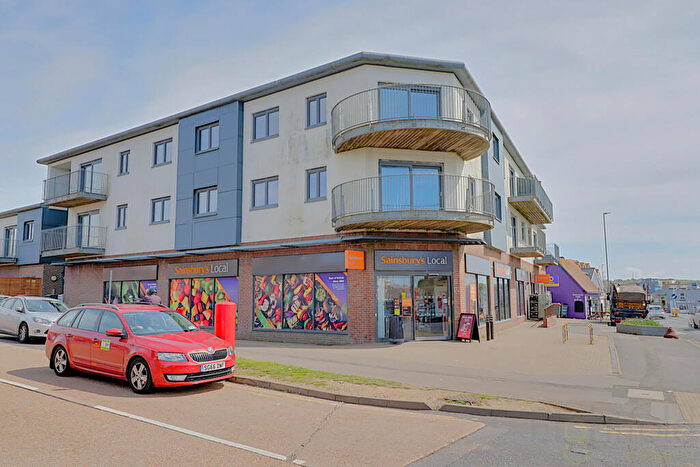 2 Bedroom Flat To Rent In Dorothy Court, Dorothy Avenue, Peacehaven, BN10