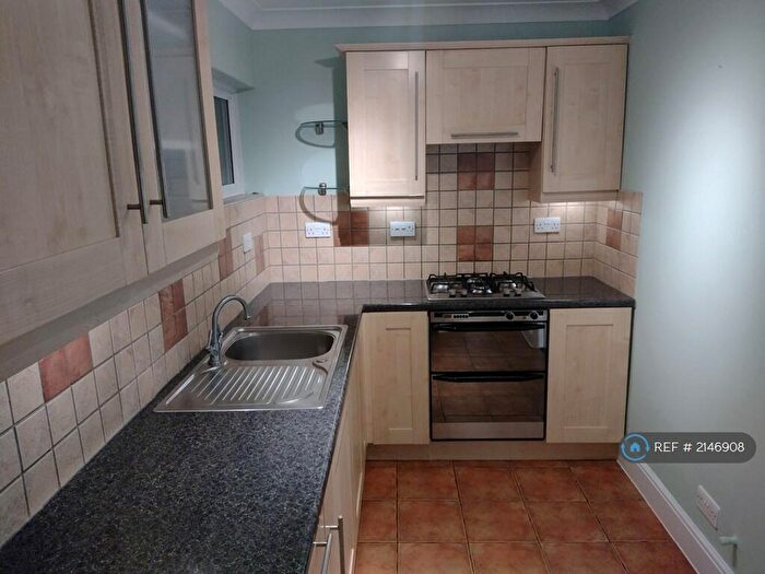 2 Bedroom Flat To Rent In Camberley Towers, Camberley, GU15
